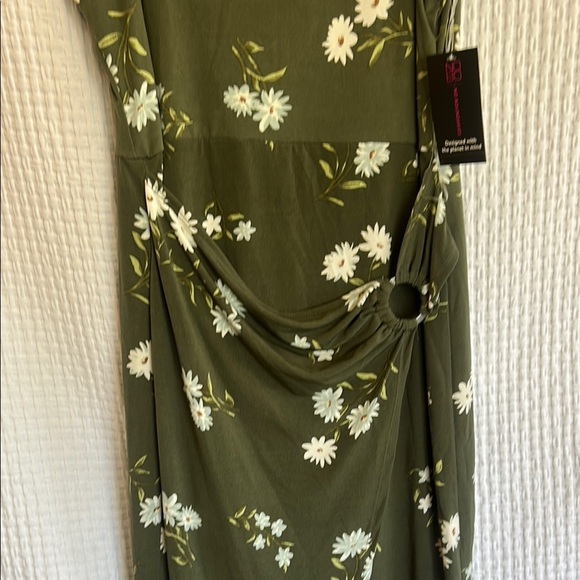 No Boundaries Green Floral Midi Dress - Picture 3 of 14